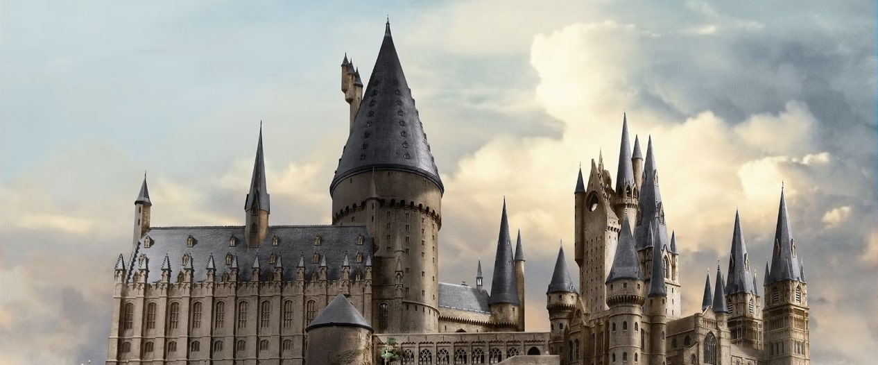 A video of an image of hogwarts being too big
